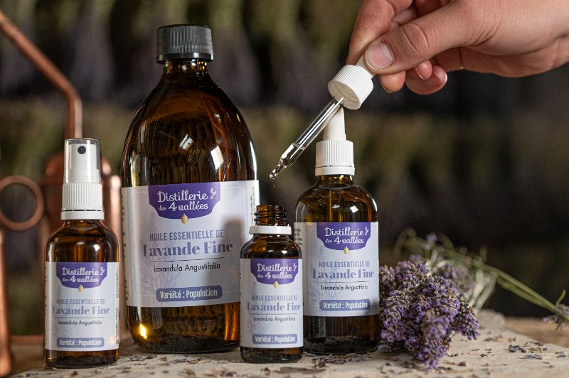 Atelier d'aromathérapie familiale dans une distillerie d’huile essentielle